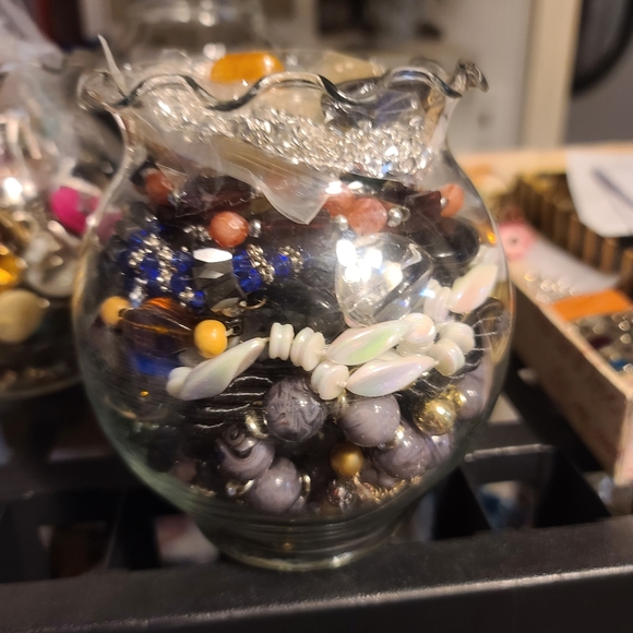 Lots and Lots of jewelry to sell - Picture 6 of 10